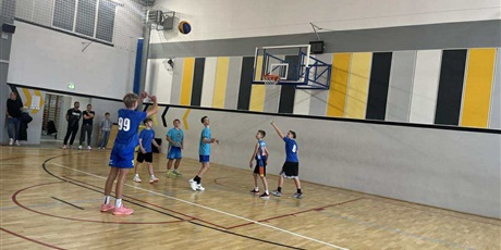 Powiększ grafikę: igrzyska-dzieci-w-koszykowce-3x3-659478.jpg