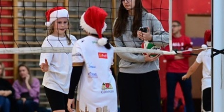 Powiększ grafikę: mikolajki-pod-siatka-663139.jpg