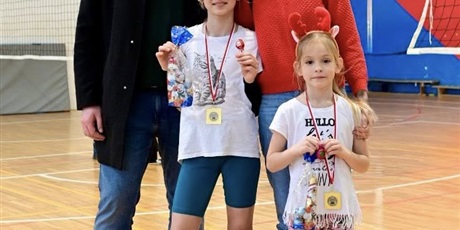 Powiększ grafikę: mikolajki-pod-siatka-663148.jpg