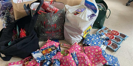 Powiększ grafikę: pomagamy-659494.jpg