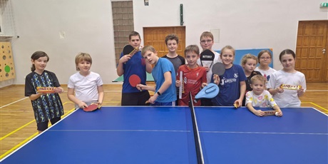 Powiększ grafikę: swiateczny-turniej-w-tenisie-stolowym-666329.jpg