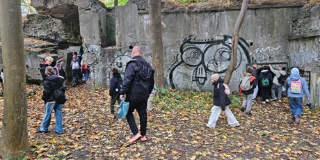 Powiększ grafikę: szkola-na-miescie-718404.jpg