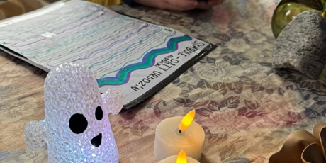 Powiększ grafikę: wrozby-659485.jpg